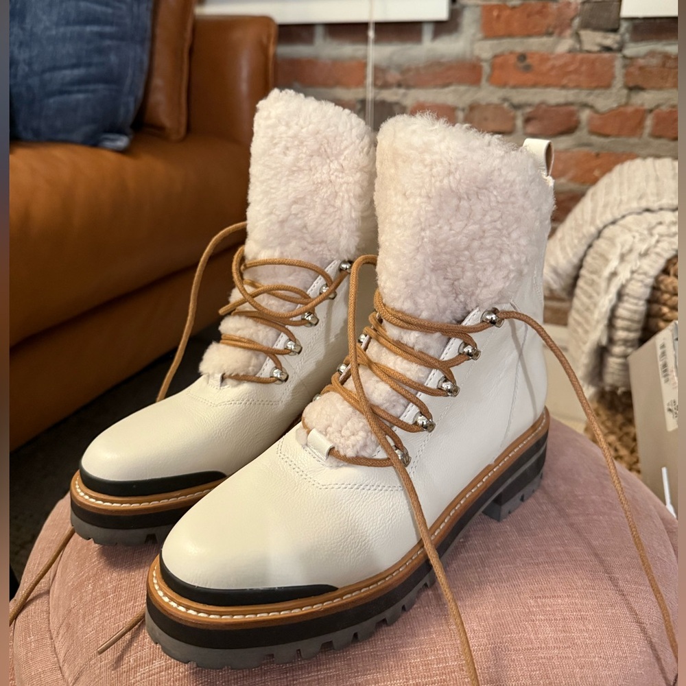 MLIZZIE Marc Fisher Leather Boots